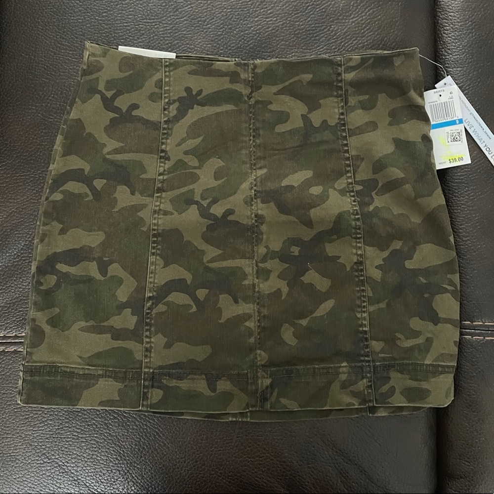 Camo skirt